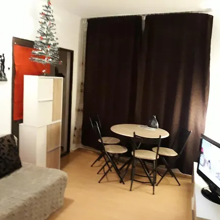 Cozy Central Studio